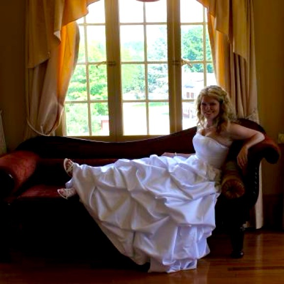 David’s Bridal White Satin Tiered Ruched Pin-tuck Ruffle Wedding Dress Gown - Picture 7 of 16